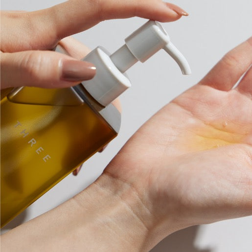 Three 小三天然植物平衡卸妝油 Balancing Cleansing Oil 185ML