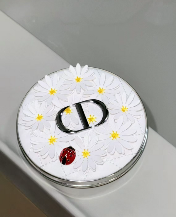 Dior迪奧 2026年夏季限量版超完美持久亮采餅 Forever Glow Luminizer #003 Sun-Kissed 粼光金