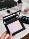 Nars # Aurora 歐若拉冰河紫限定 💜 原生光定妝粉餅 🔜 淡淡仙氣紫色一秒去黃柔焦