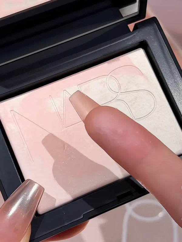 Nars Light Reflecting Prismatic Power 裸光幻彩蜜粉餅10g #極晝粉Solstice