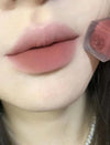 Dior（迪奧）傲姿舞台持色唇釉 6ml（Rouge Dior On Stage Ink Blur / 驚艷柔霧啞光唇釉)