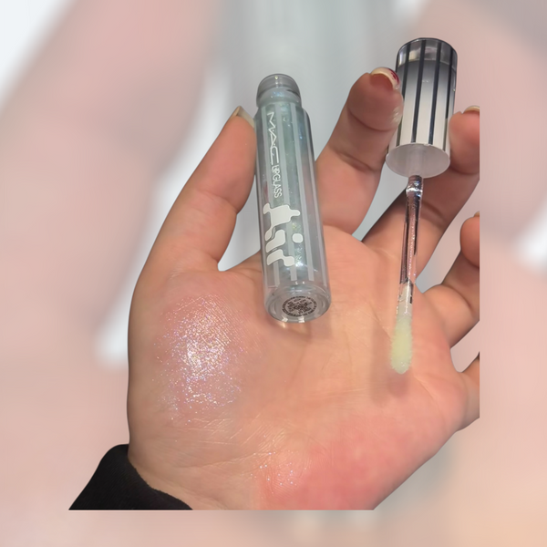 Mac Lipglass Air Non-Sticky Lip Gloss 5ml ❄️#Frozen shimmering lilac pink #2025🎄聖誕限定